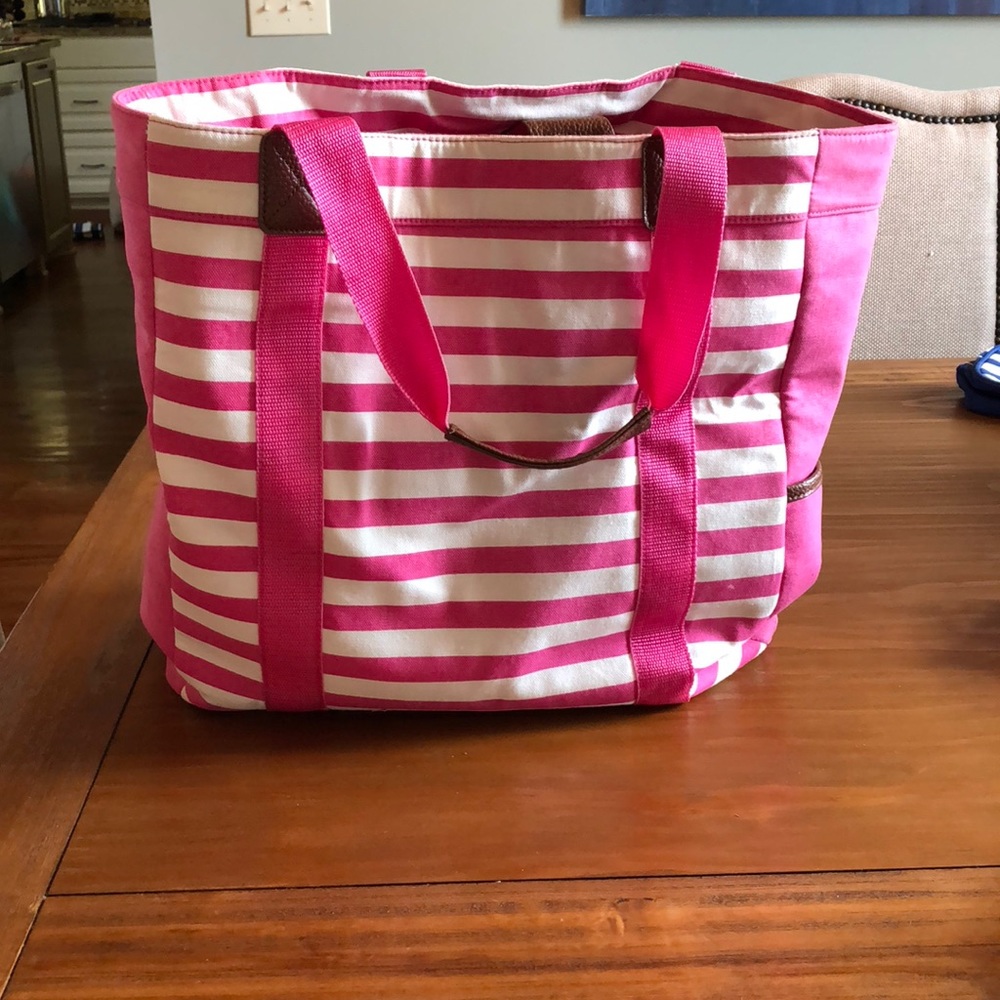Roomy beach bag!